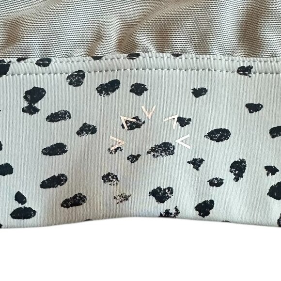 Varley Blue Animal Print Sports Bra Workout Athletic Athleisure Size Medium - Picture 9 of 10